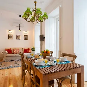 Apartment Principe Real Patio House, Lisbon