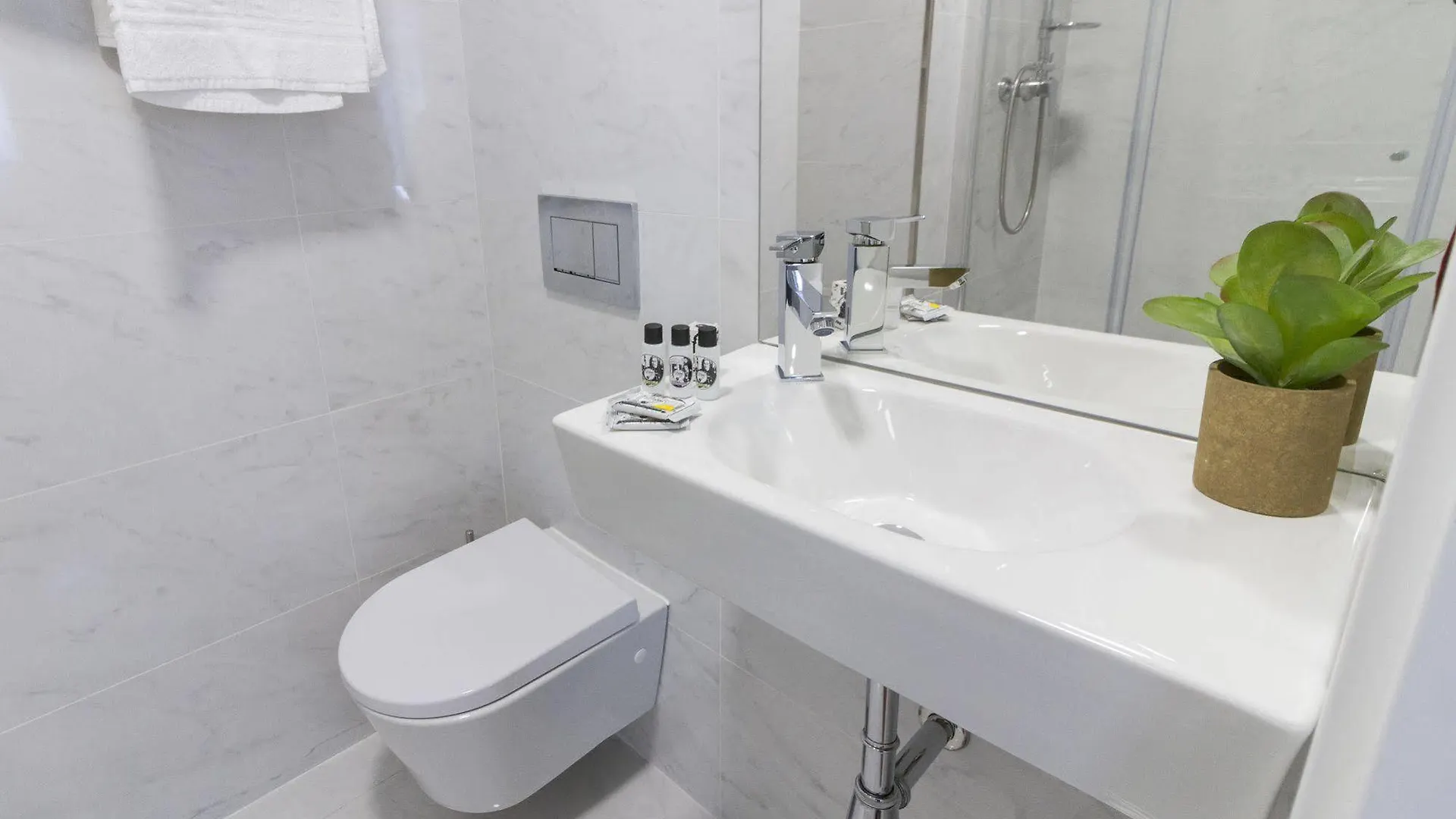 Bairro Alto Suites Lisbon Guest house