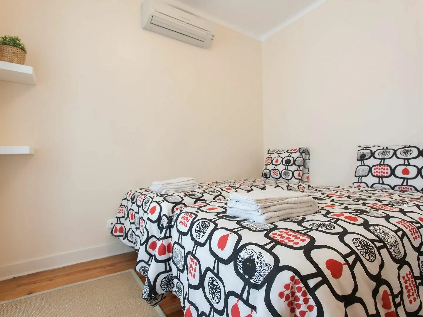 Bairro Alto Suites Lisbon 2*,